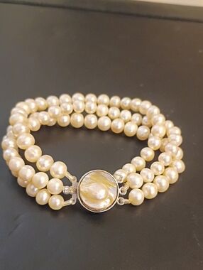 3 Strand Vintage Real Pearl Bracelet